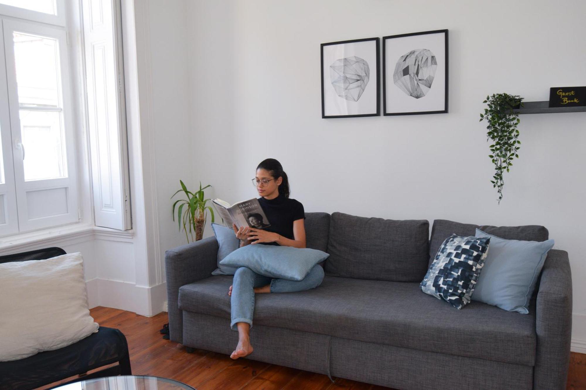 Embassy Arriaga Private Elegance In Stylish Shared Lisbon