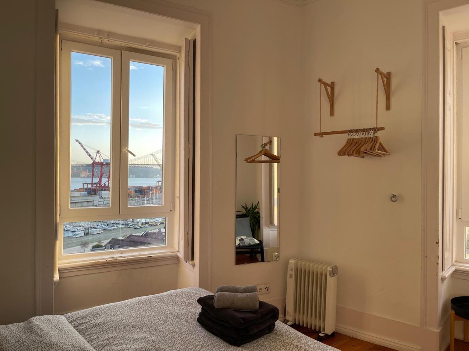 Embassy Arriaga Private Elegance In Stylish Shared Guest house