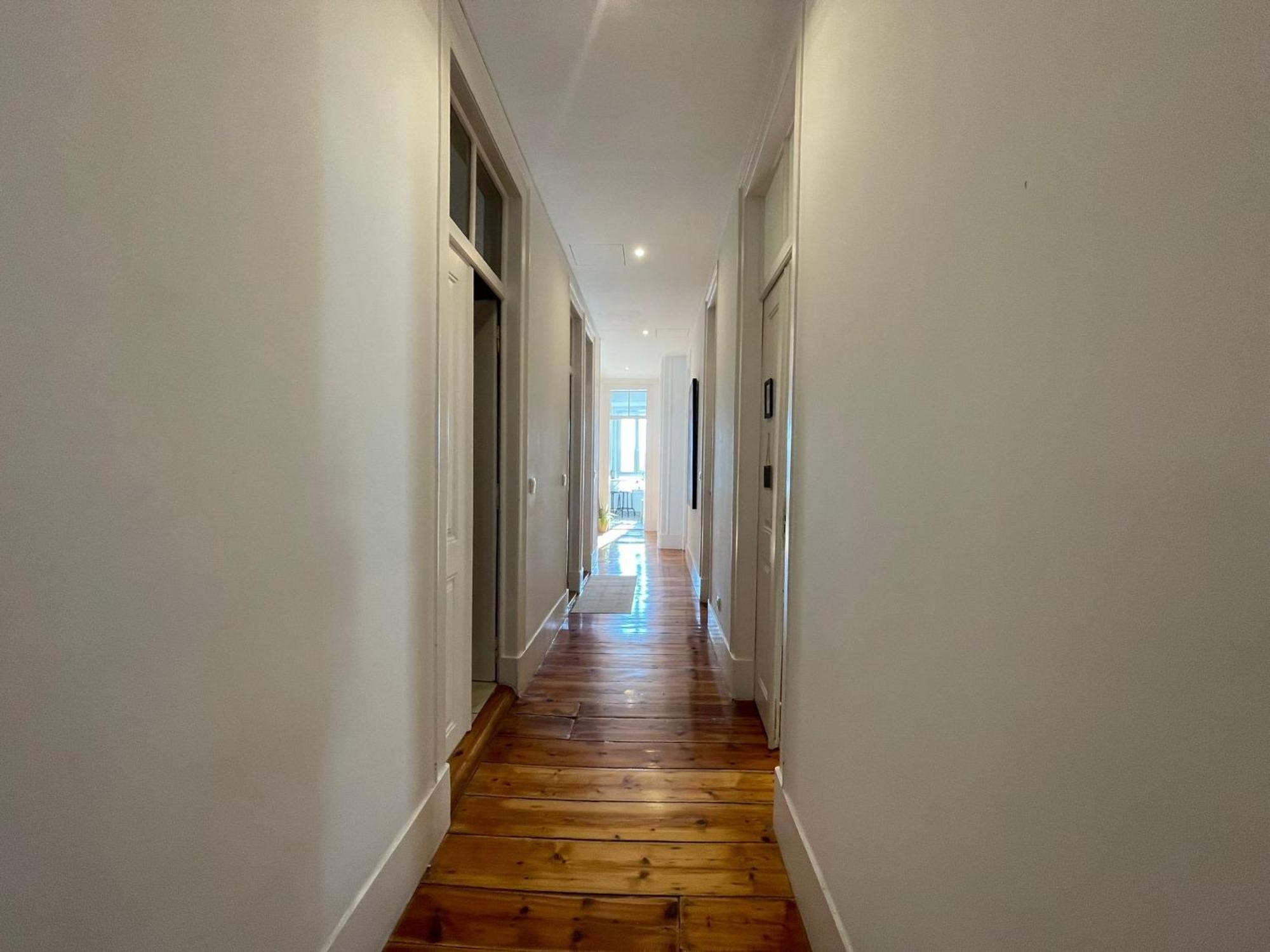 Guest house Embassy Arriaga Private Elegance In Stylish Shared *
